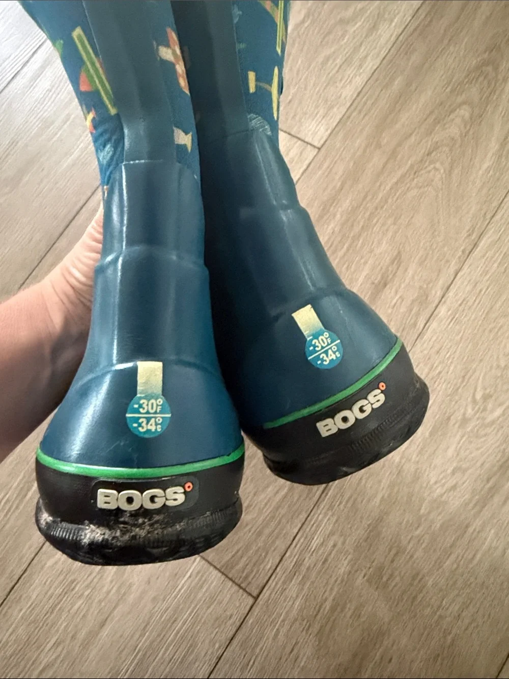 Bogs Kids Classic Plane boots size US 2